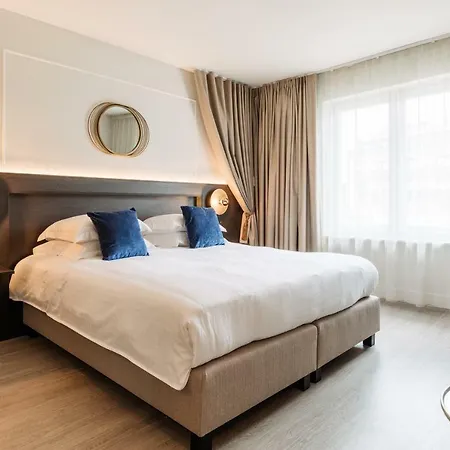 Отель C-hotels Continental 3*